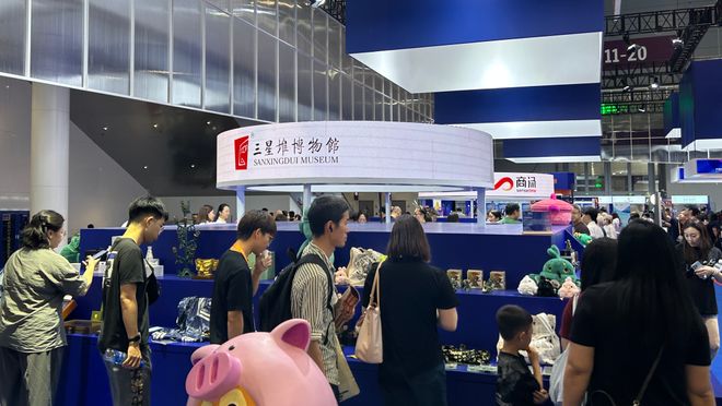 遗、三星堆文创亮相深圳文博会！pg电子免费模拟器火爆！罗江非(图4)